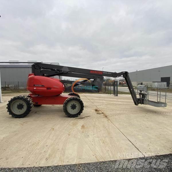 Manitou 200 ATJ Gelenkteleskoparbeitsbühnen