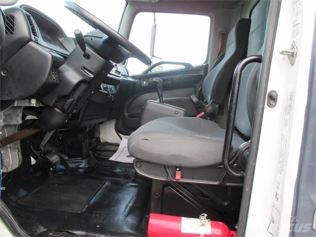 Hino 268 Kofferaufbau