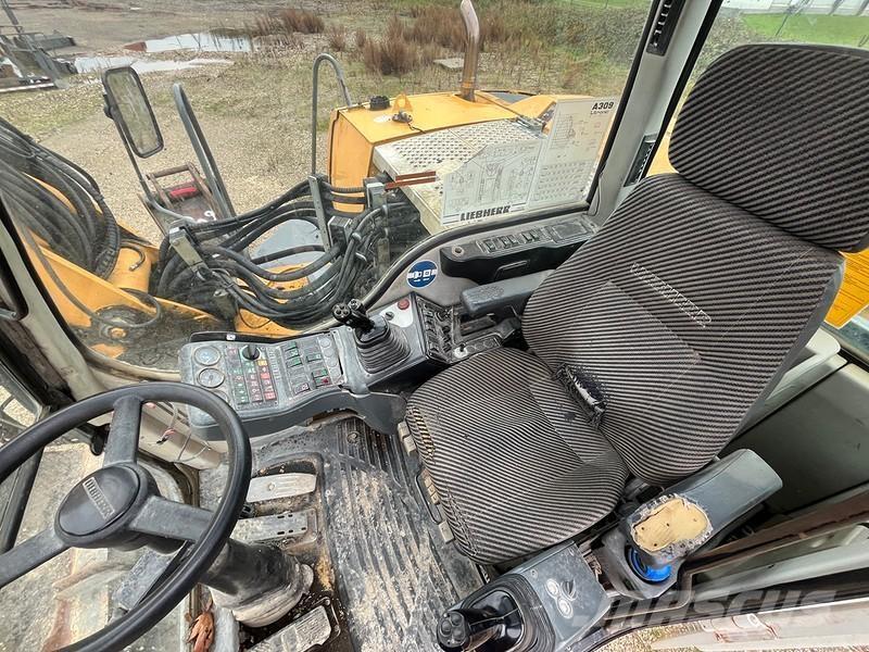 Liebherr A309 Mobilbagger