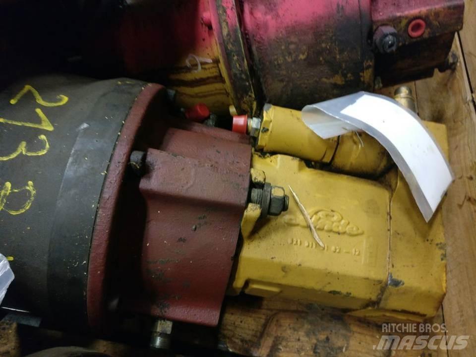 CAT 213B Hydraulik