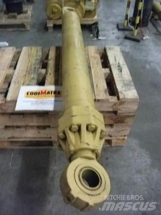 CAT 235 Hydraulik