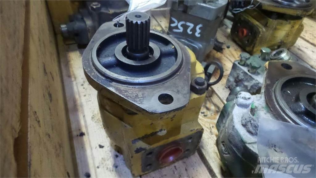 CAT 320B Hydraulik