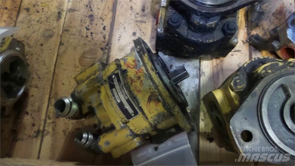 CAT 330B Hydraulik