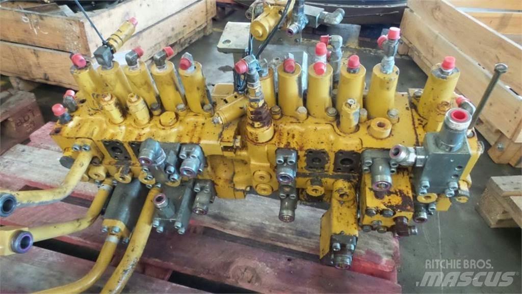 CAT 330DL Hydraulik