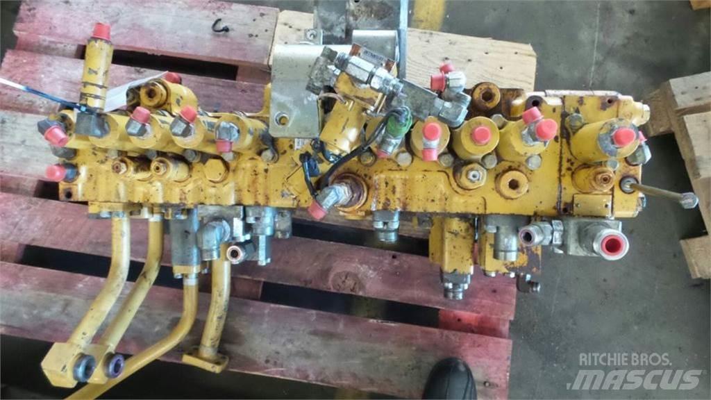CAT 330DL Hydraulik