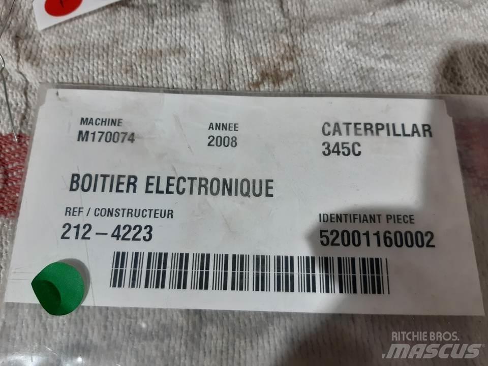 CAT 345C Kabinen