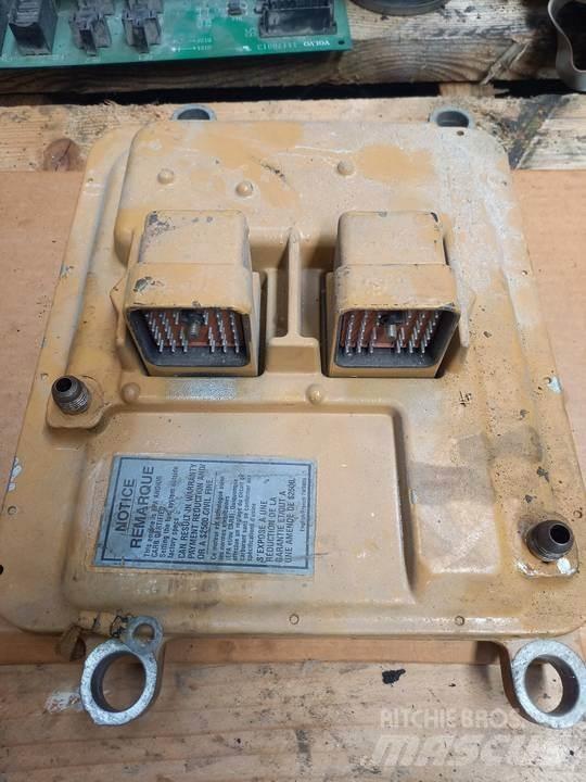 CAT 345C Kabinen