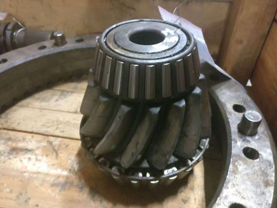 CAT 657B Getriebe