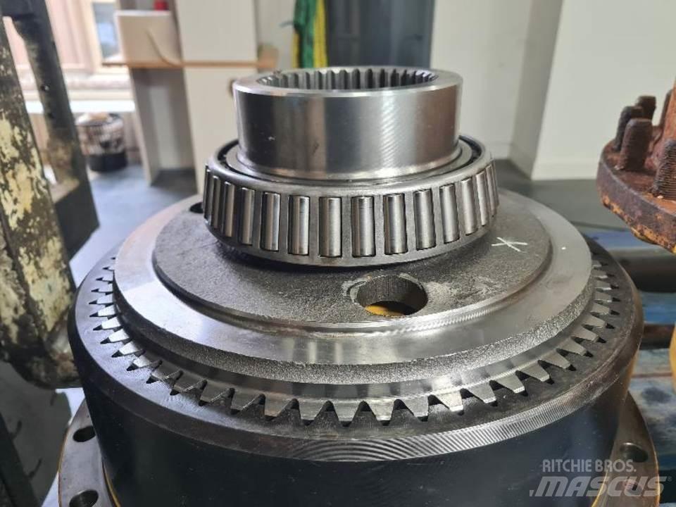 CAT 735 Getriebe
