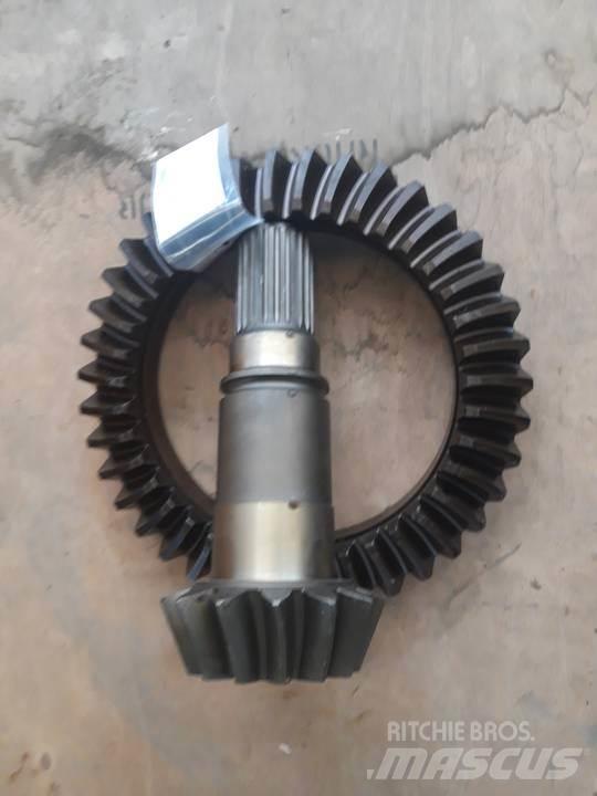 CAT 824B Getriebe