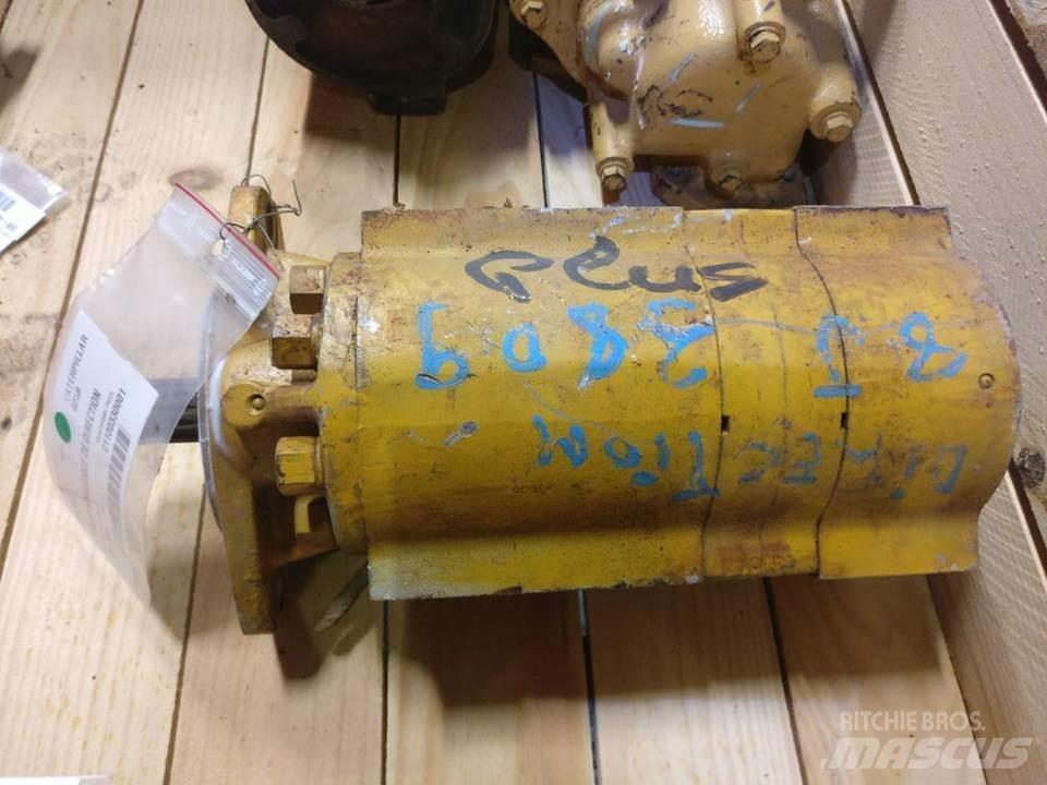 CAT 825B Hydraulik