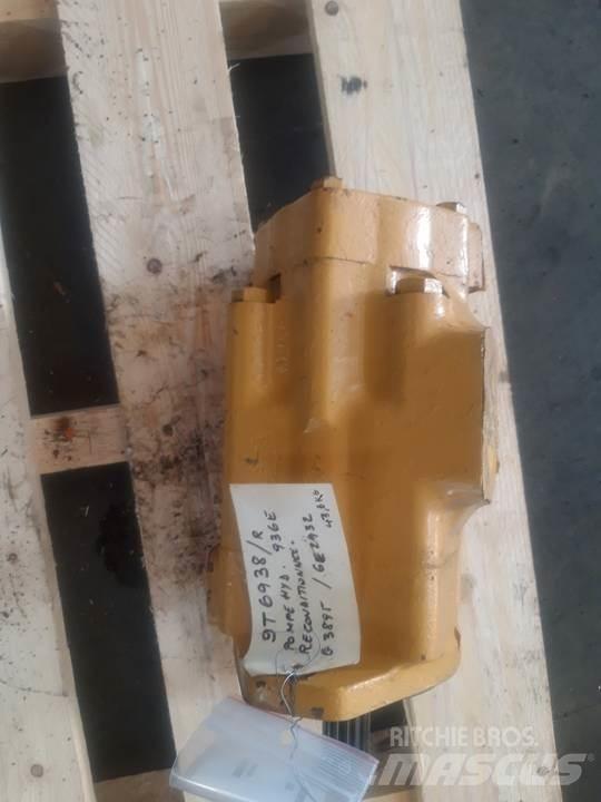 CAT 936E Hydraulik