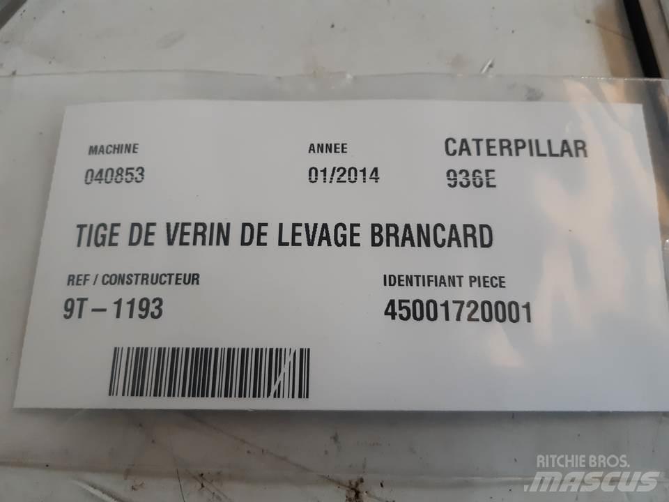 CAT 936E Hydraulik