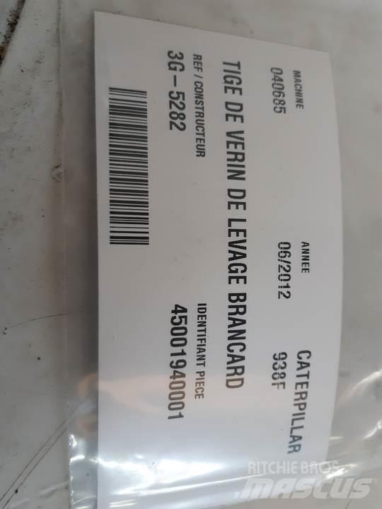 CAT 938F Hydraulik