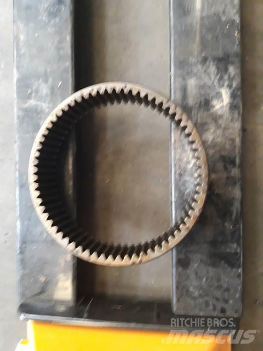 CAT 950E Getriebe