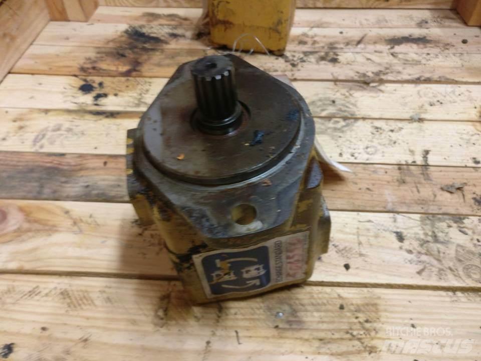 CAT 963 Hydraulik