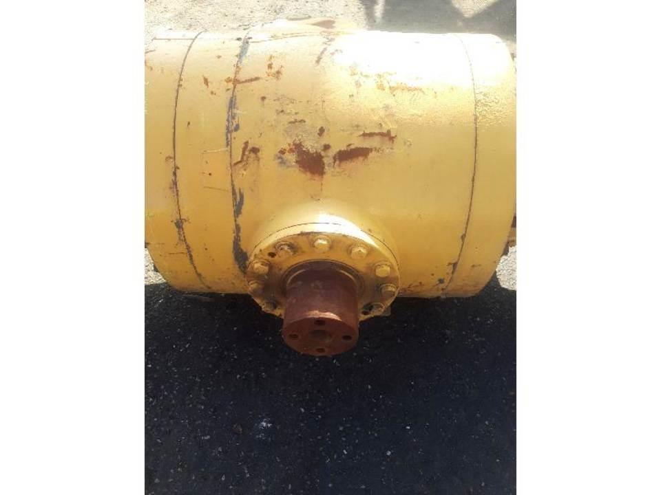 CAT 966H Getriebe