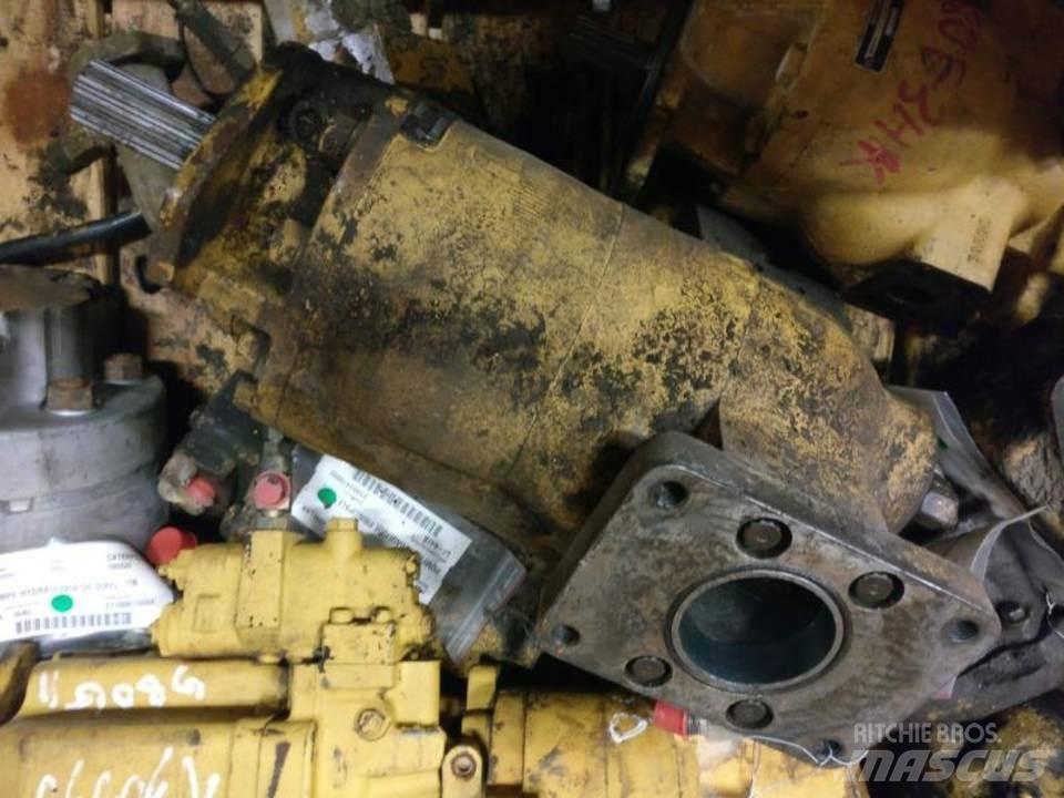 CAT 988F Hydraulik