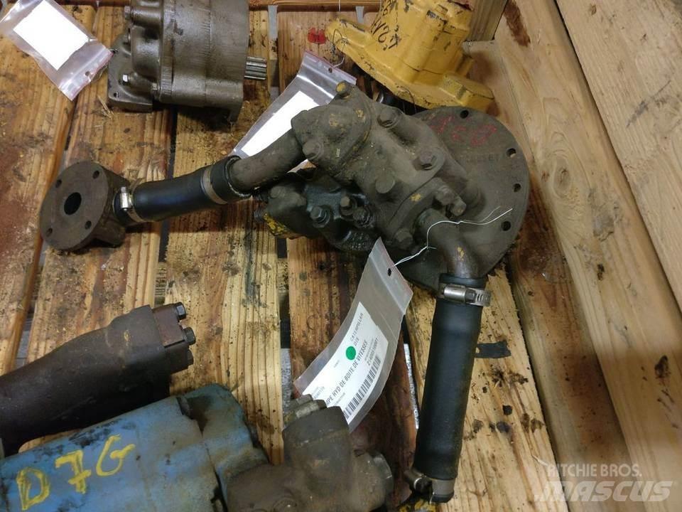 CAT D7E Hydraulik