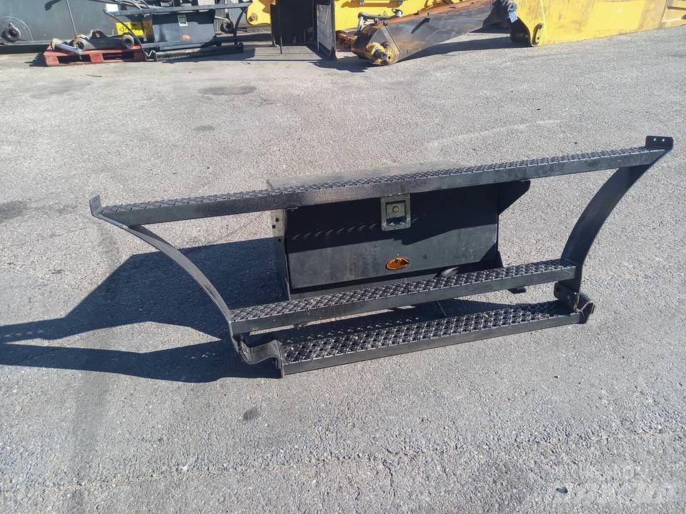 CAT M320F Kabinen