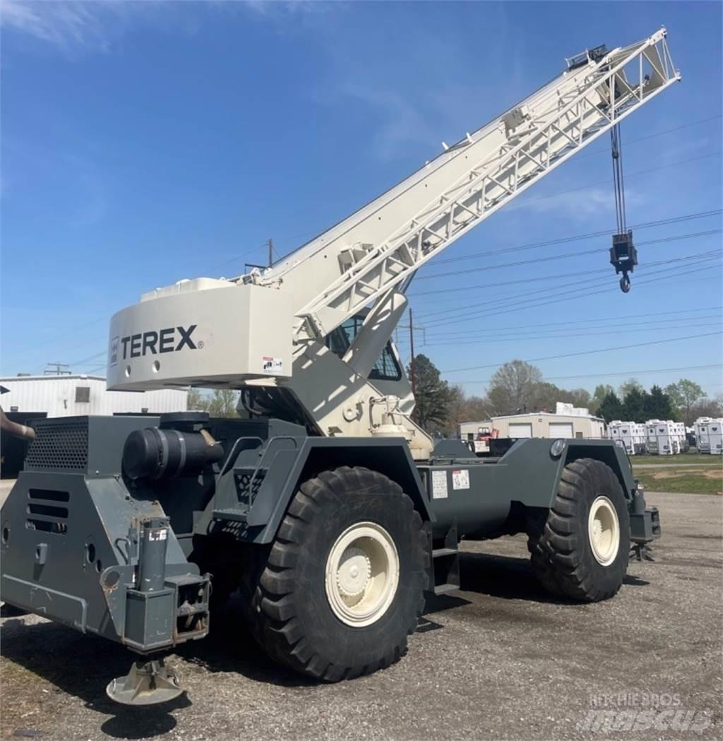 Terex RT 335 Ruwterrein kranen