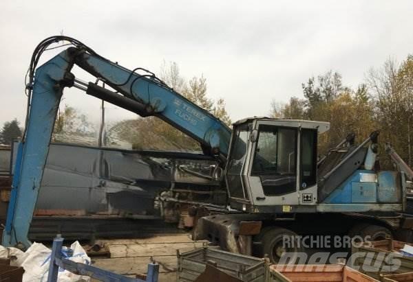 Fuchs MHL 320 Materialumschlag