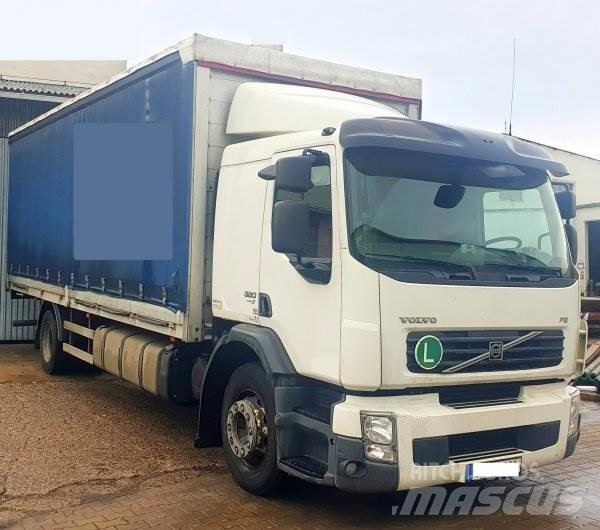 Volvo FE320 Pritschenwagen/Pritschenwagen mit Seitenklappe