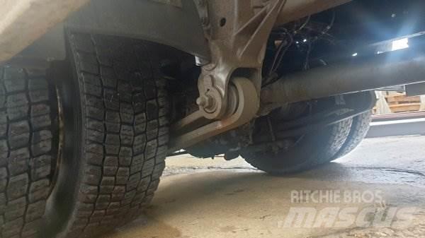 Volvo FE320 Pritschenwagen/Pritschenwagen mit Seitenklappe