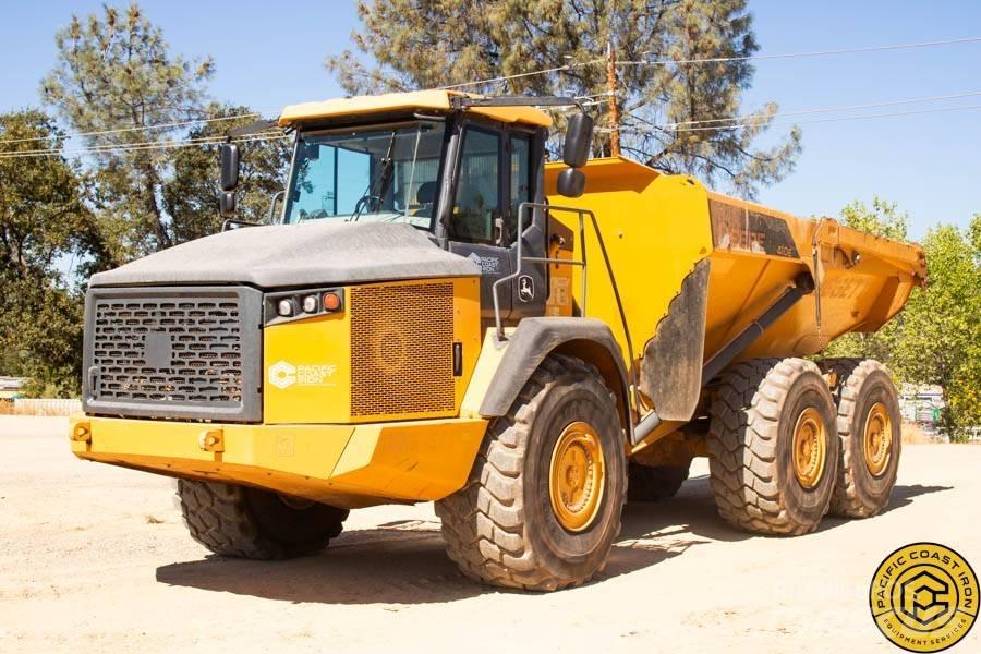 DEERE 410E Dumper - Knickgelenk