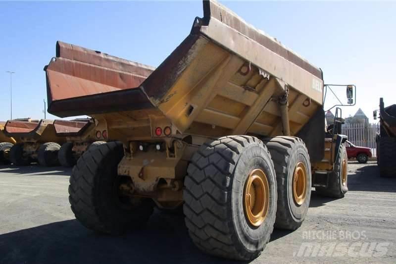 Bell B40D Dumper - Knickgelenk