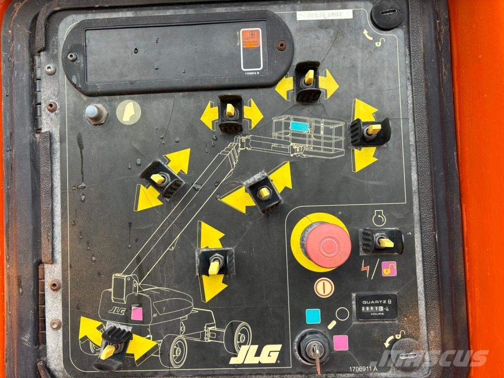 JLG 1350 SJP Teleskopbühnen