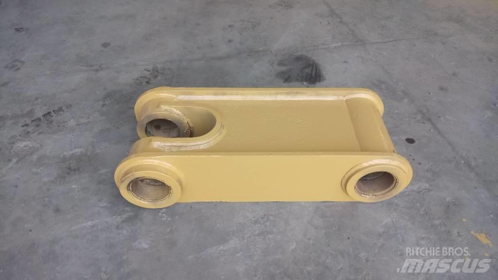 CAT 245 Chassis