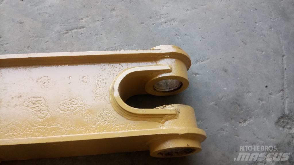 CAT 245 Chassis