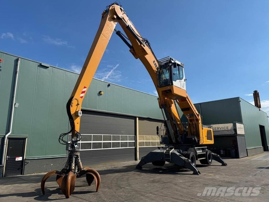 Liebherr LH 40 M Materialumschlag