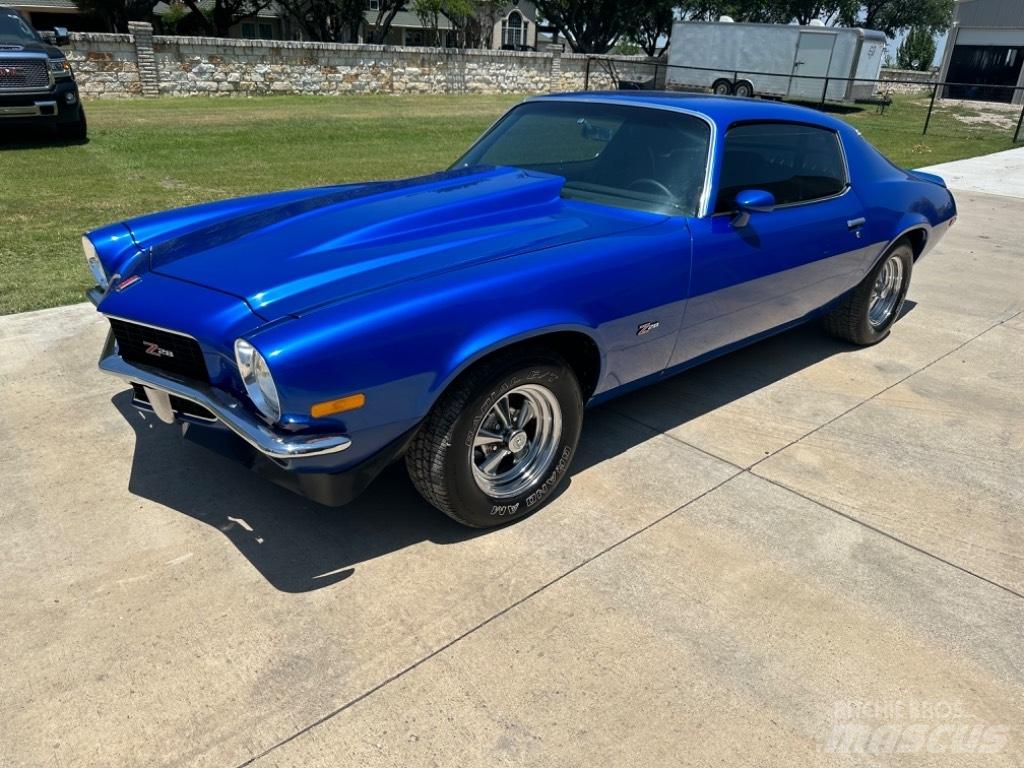 Chevrolet Camaro PKWs