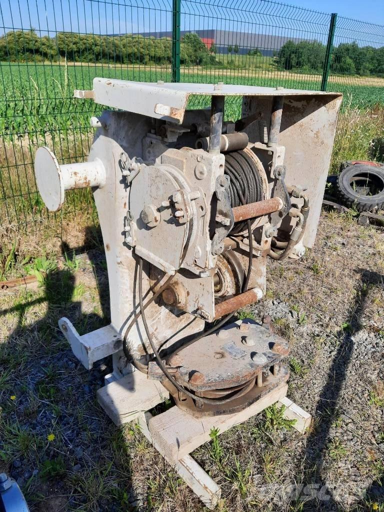 Bobcat Treuil / Winch Teleskoplader