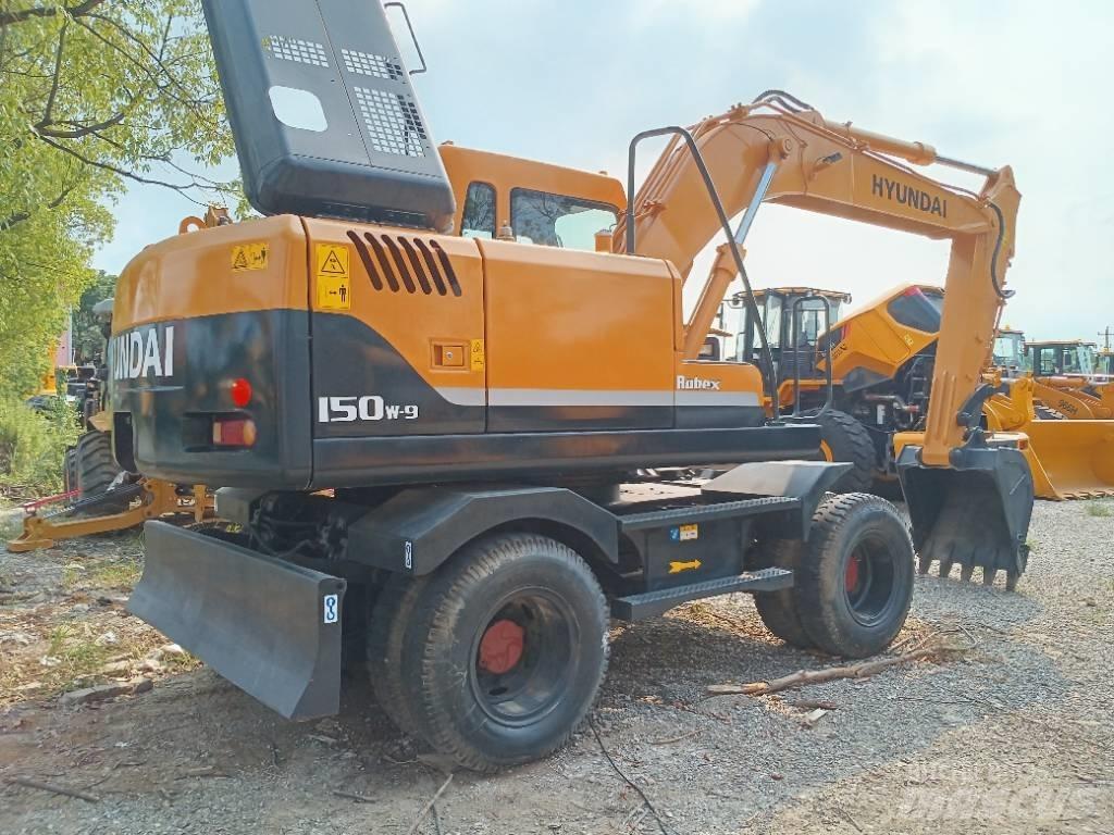 Hyundai 150W-9 Raupenbagger