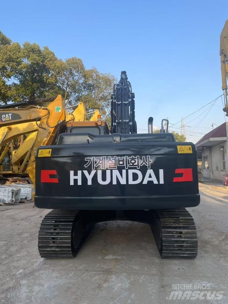 Hyundai 220LC-9S Raupenbagger