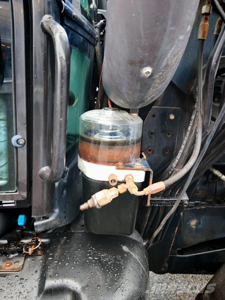 Valtra N 142 Versu Traktoren