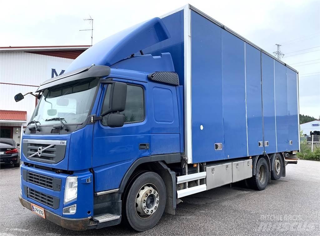 Volvo FM330 6x2 Kofferaufbau