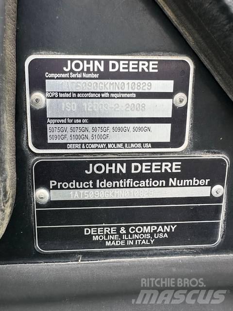 John Deere 5090 GN Traktoren