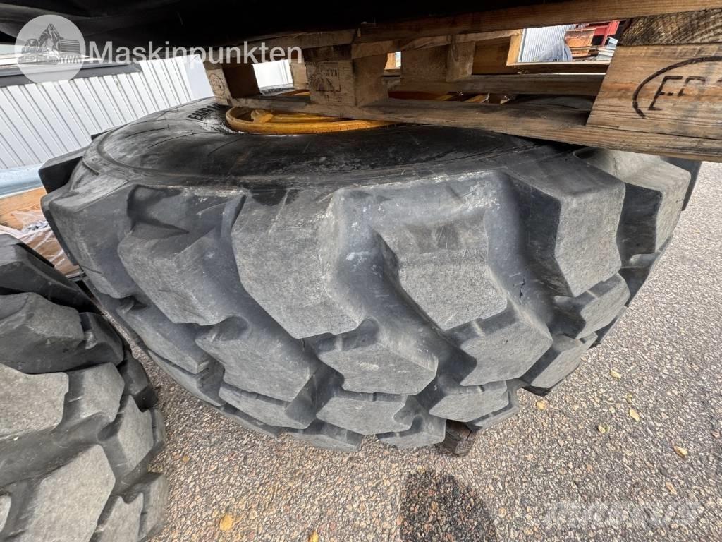Trelleborg EMR1030 Reifen