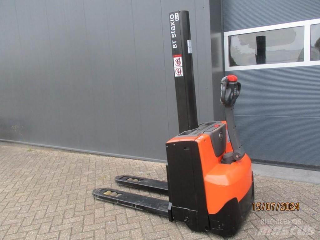 BT SWE 080L Deichselstapler