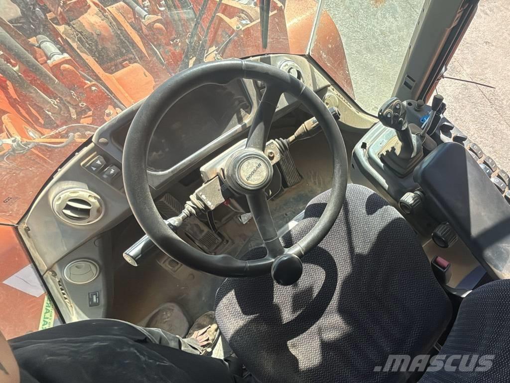 Doosan DL 250-3 Radlader