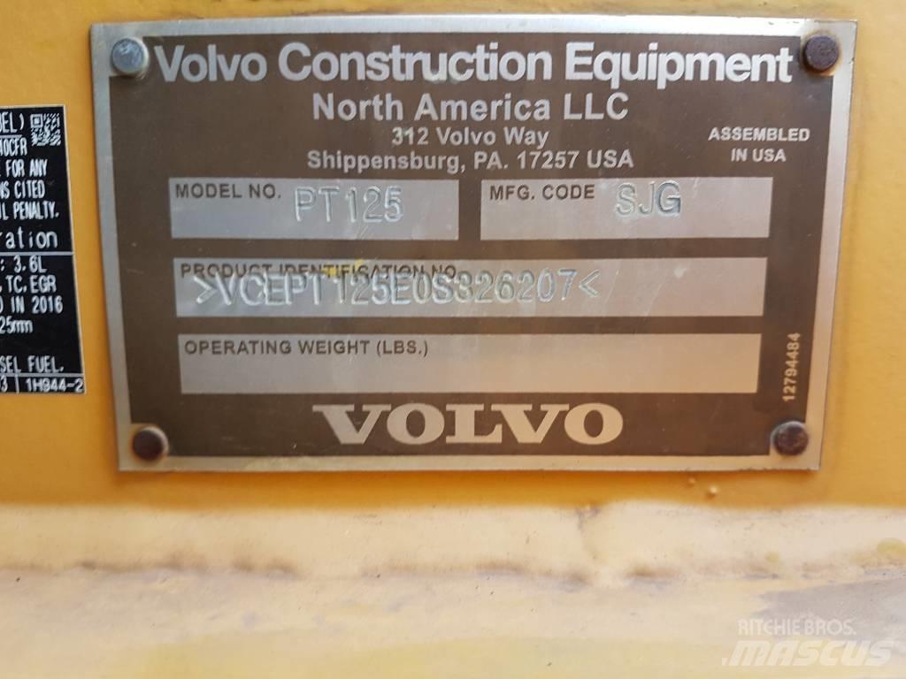 Volvo PT 125 Gummiradwalzen
