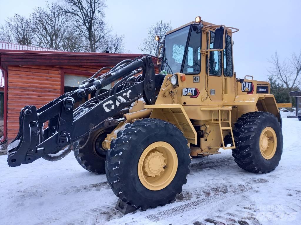 CAT IT 28 B Radlader