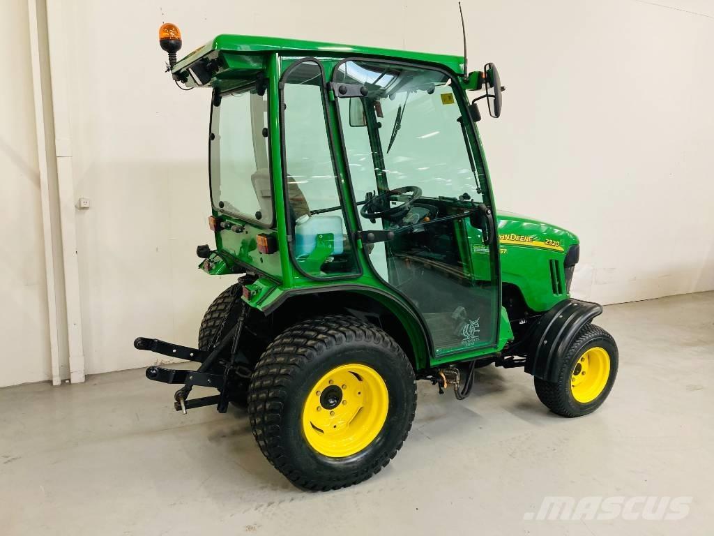 John Deere 2320 Kleintraktoren