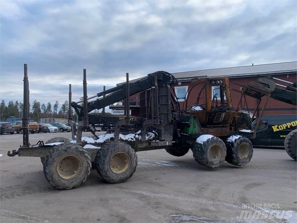 John Deere 1010E Forwarder