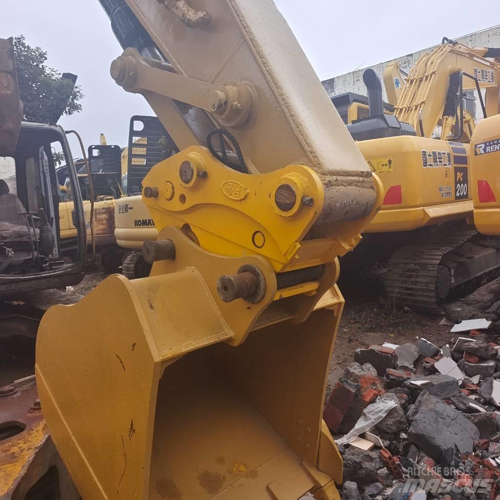 CAT 320 D Raupenbagger
