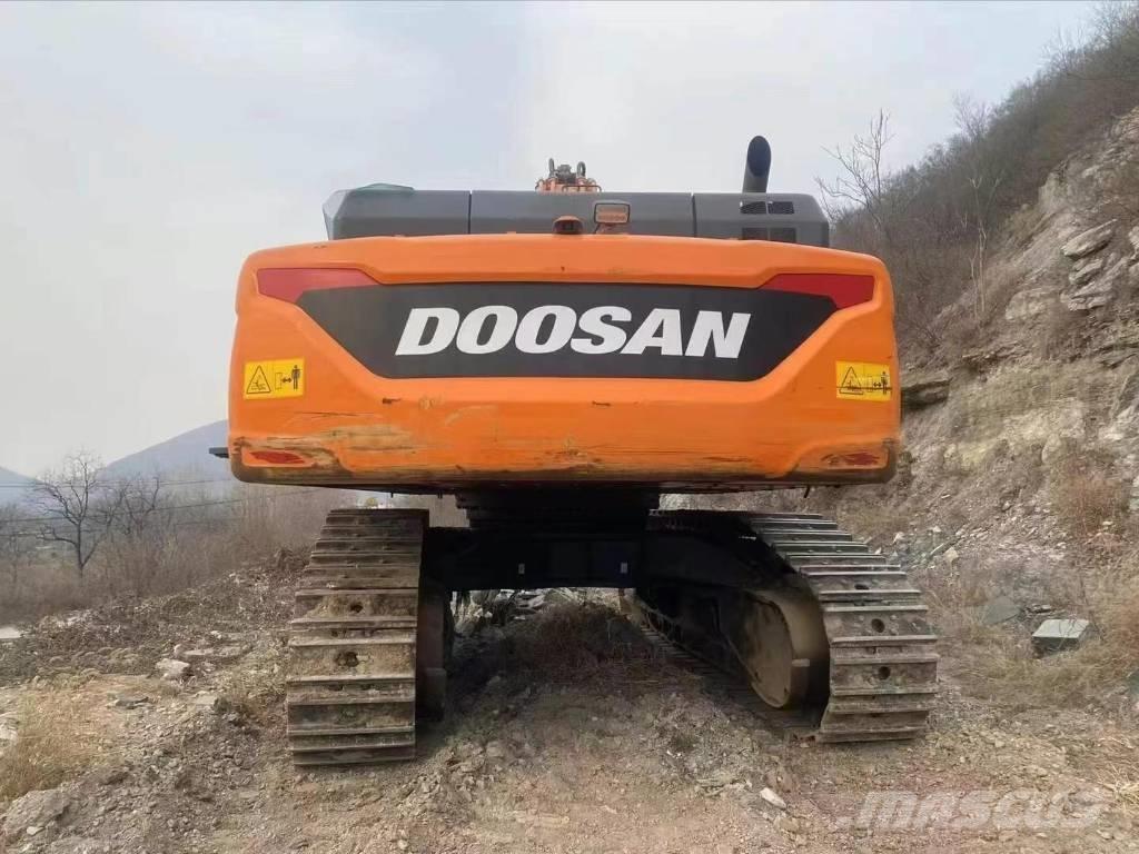 Doosan DX 500 LC Raupenbagger